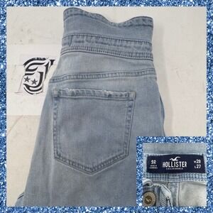 Hollister Ultra High Rise Mom Jeans Light Wash Denim W29 L26